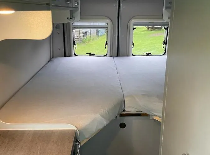 Camping Camper Koje 31 *